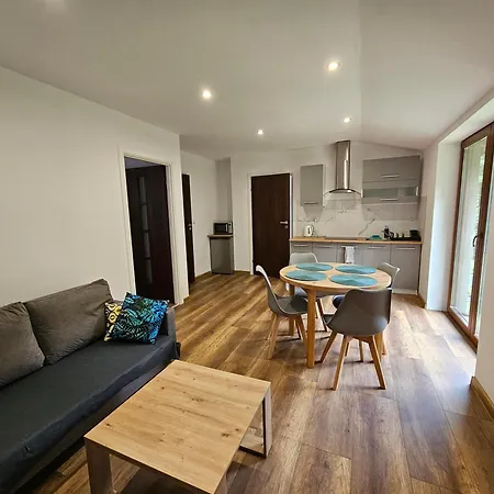 Nad Stawem -apartamenty Na Wynajem Apartament
